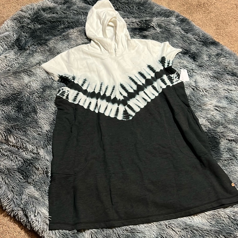 NWT Livi Activewear dress